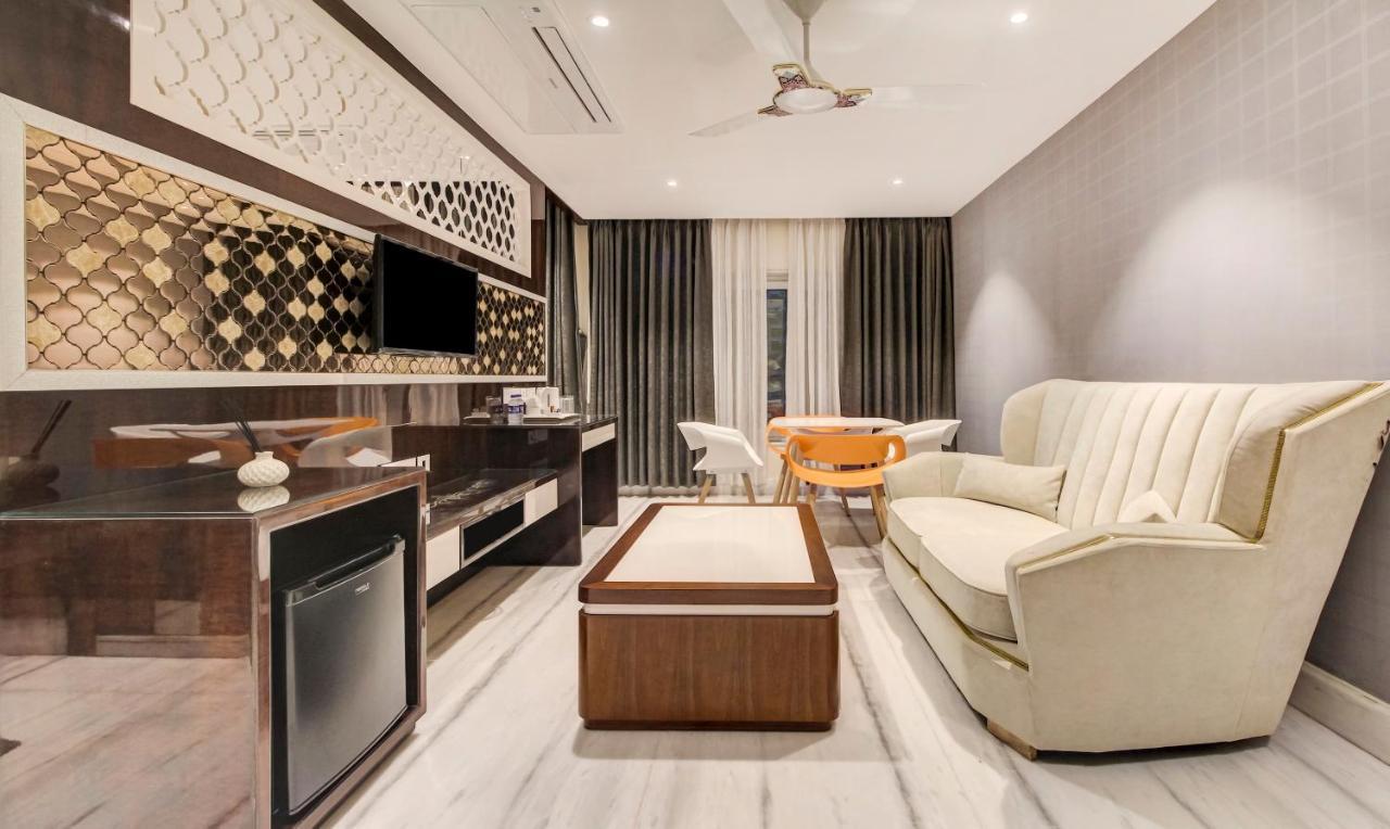 فندق Treebo Premium Tahoora International كولكاتا المظهر الخارجي الصورة